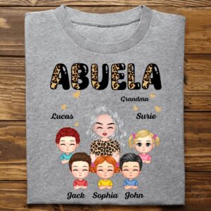 Classic Touch T-shirt Grandma - Half Leopard Grandma With Grandkids - Personalized Unisex T-Shirt Set of 10